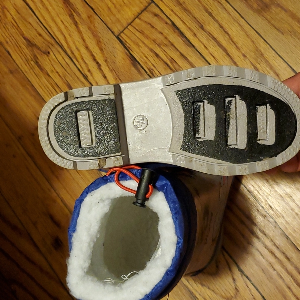 Kids Boots - Picture 3 of 4